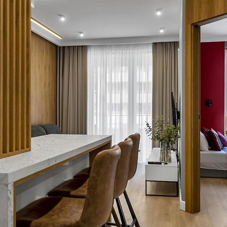 Lotnisko Chopina Modern Apartment Warsaw Exterior photo